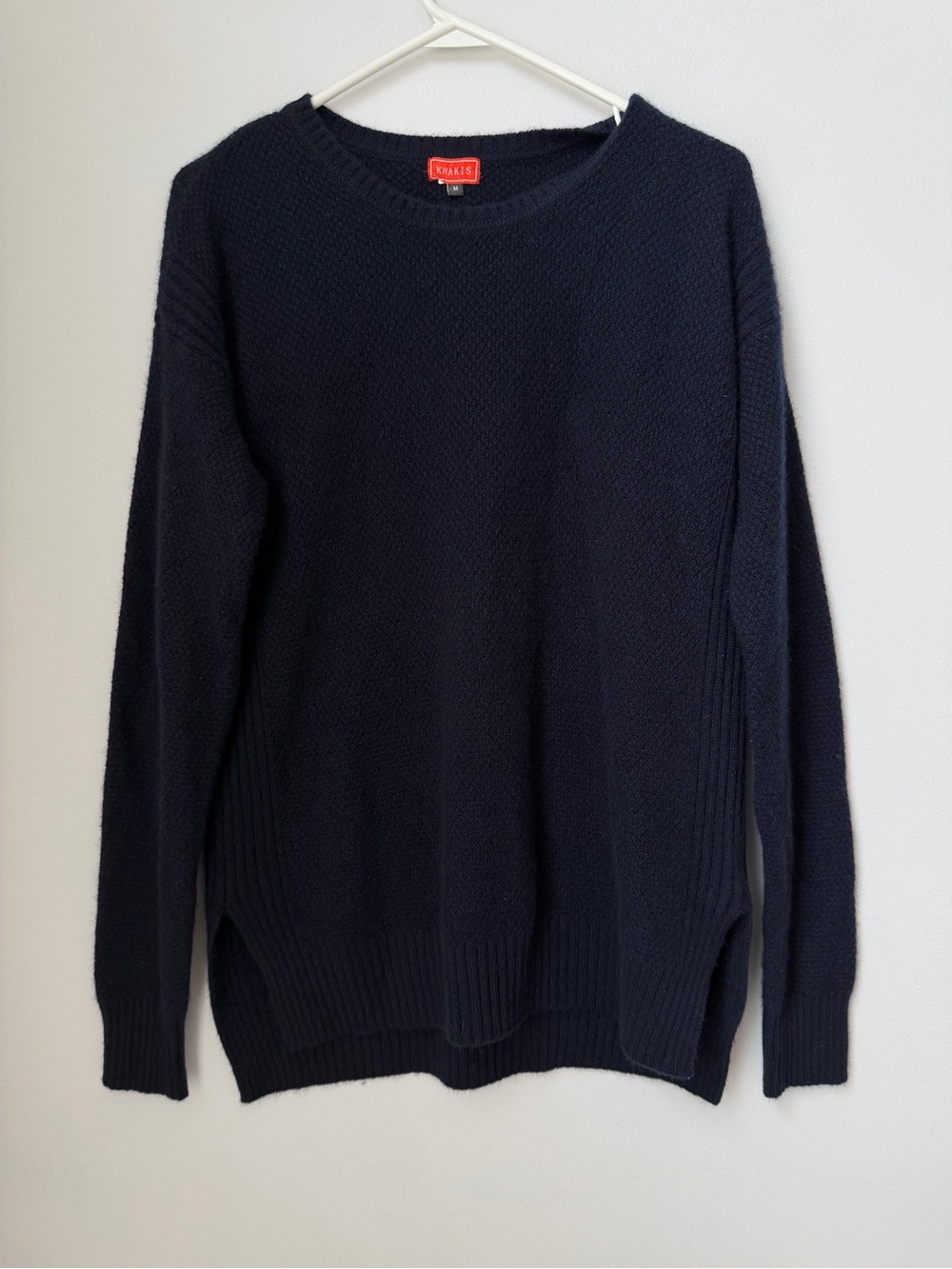 Men’s Navy Crewneck Cashmere Sweater Size Medium
